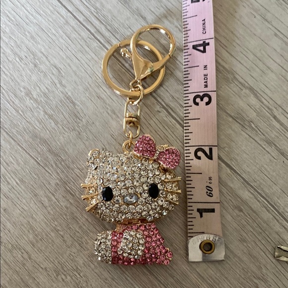 Hello Kitty Rhinestone Keychain - Picture 3 of 4